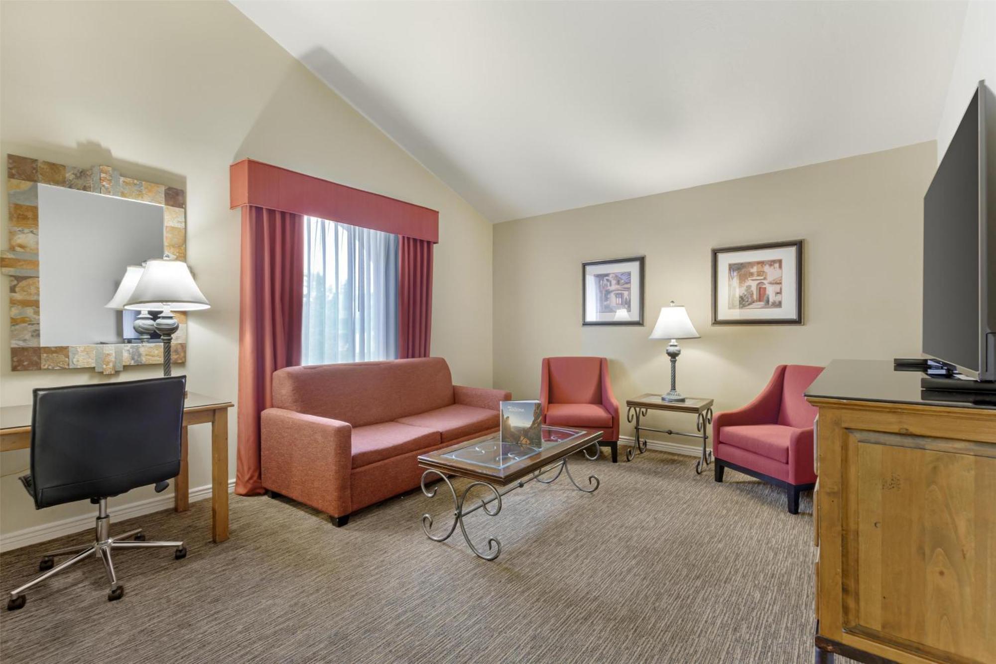 Western Arroyo Roble & Creekside 3*