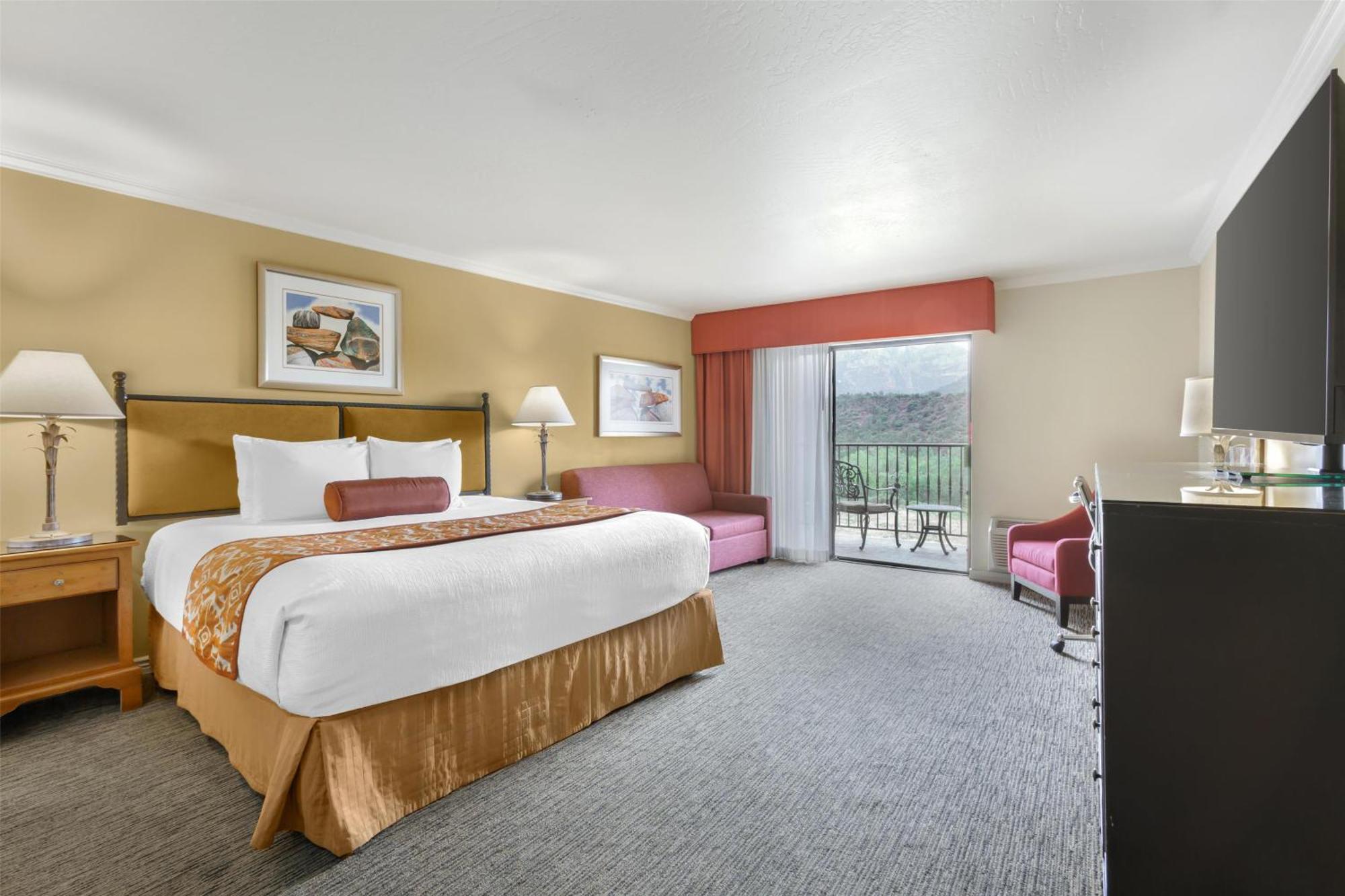 Western Arroyo Roble & Creekside Hotel 3*