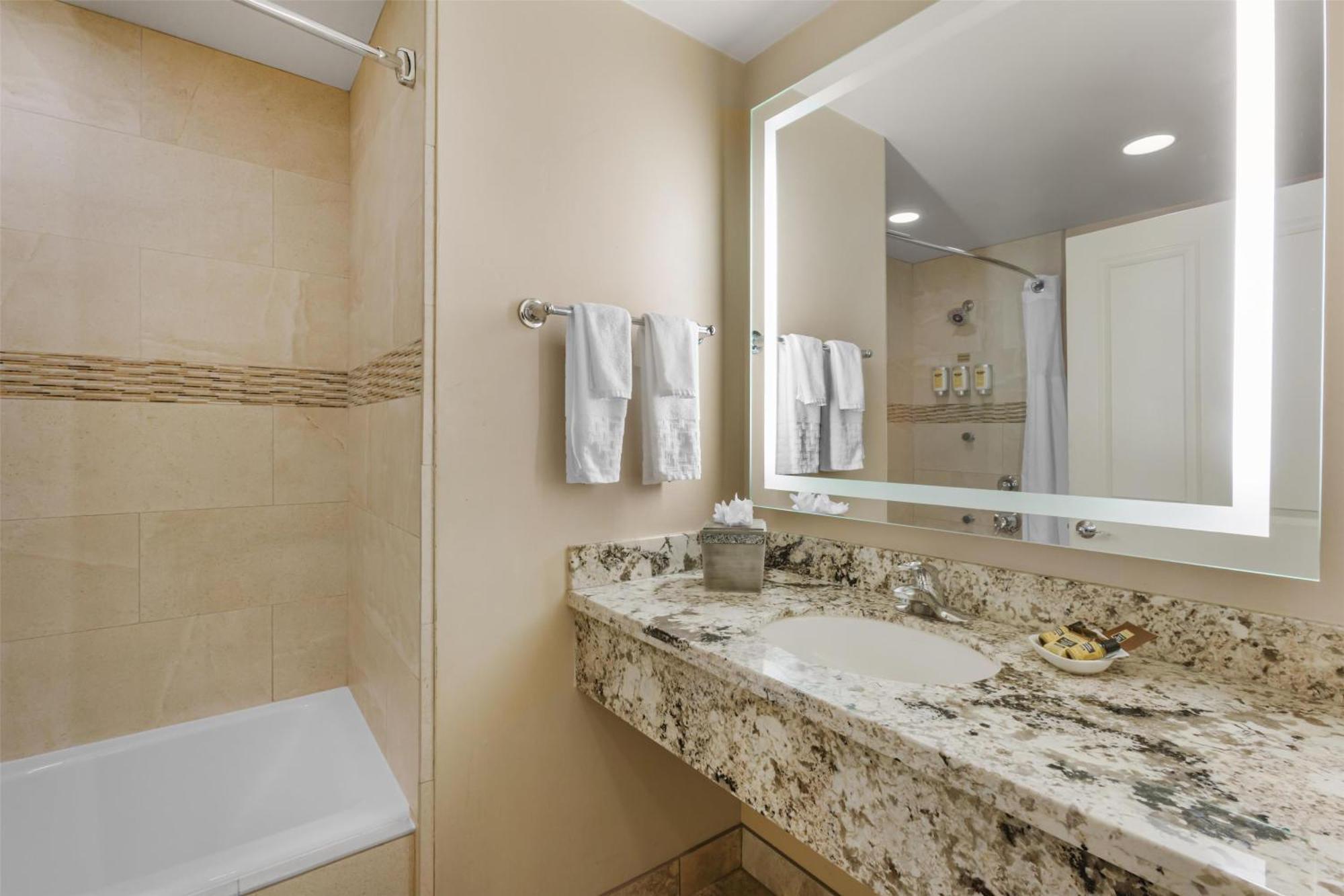 Western Arroyo Roble & Creekside 3* Sedona